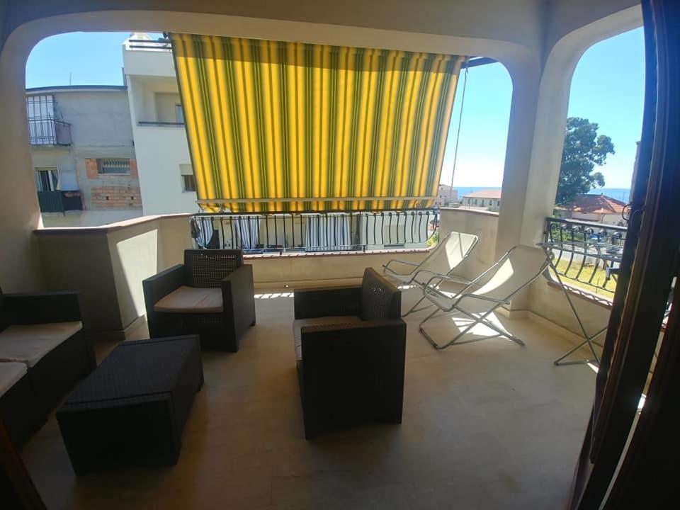 B&B Nereidi Melito Di Porto Salvo Eksteriør bilde